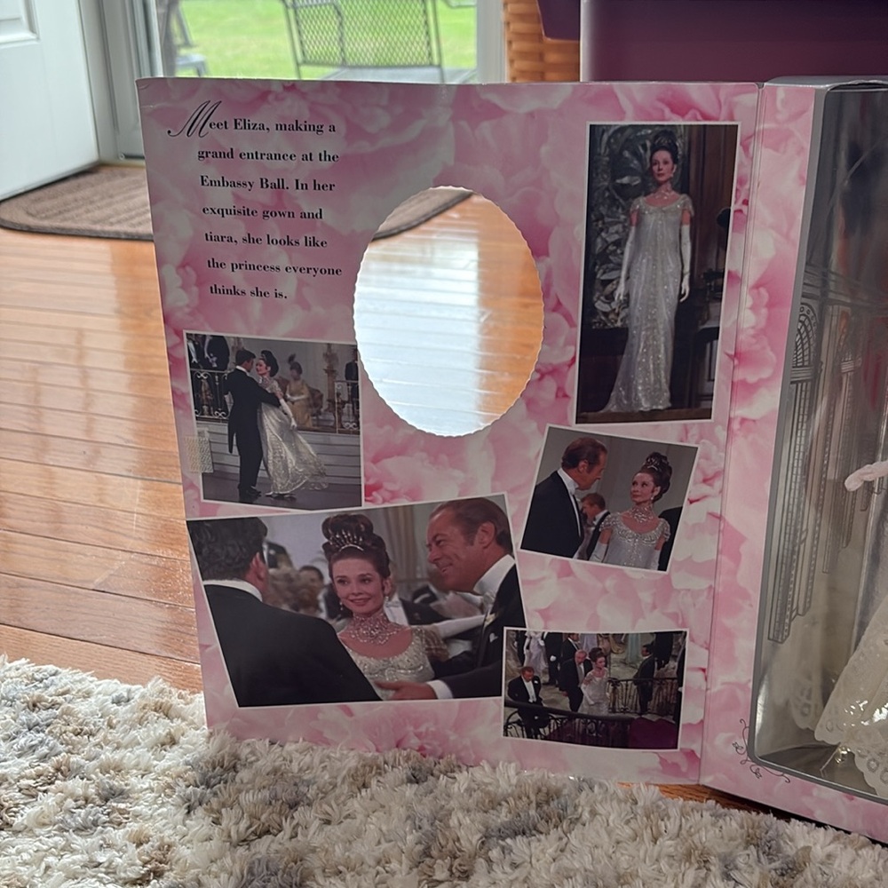 Barbie My Fair Lady Collector's Edition - Pink and White - Picture 2 of 3